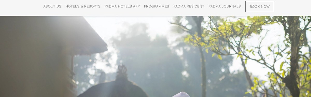 Tangkapan layar situs resmi Padma Resort Legian